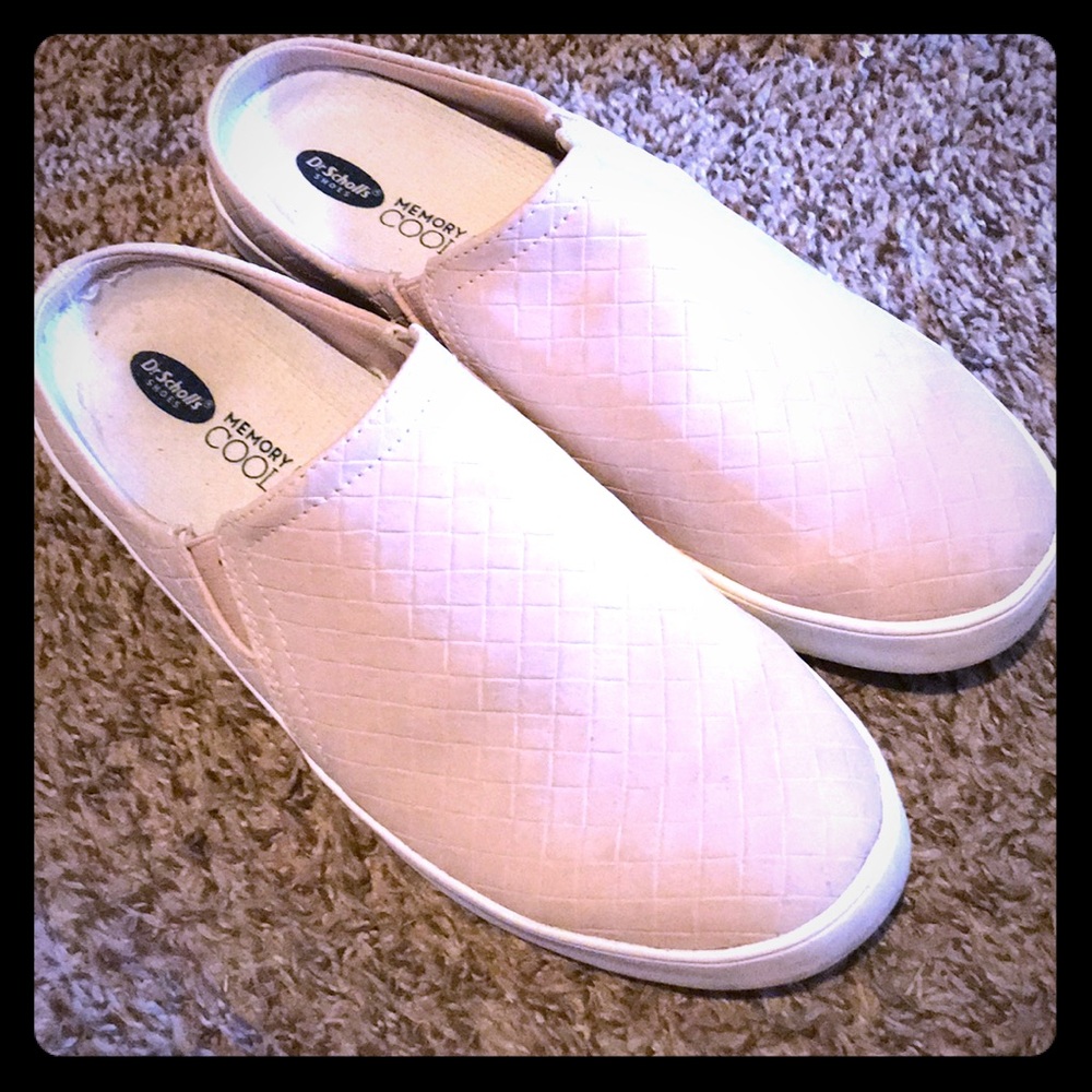 Dr. Scholls nude slipon sneakercoolingmemory foam